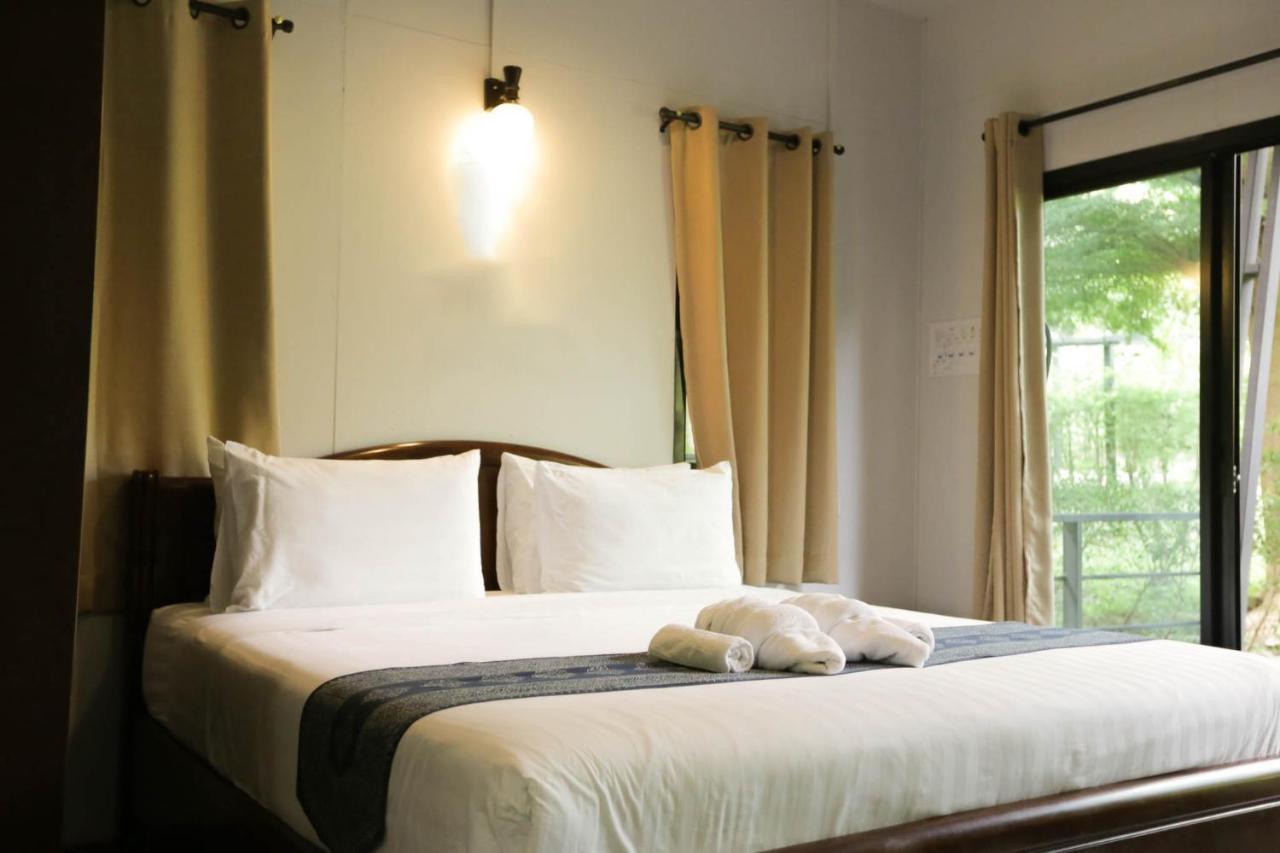 Plawan Lipe Bungalows Exterior photo
